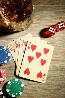 parimatch live-dealer table with chat interface on mobile